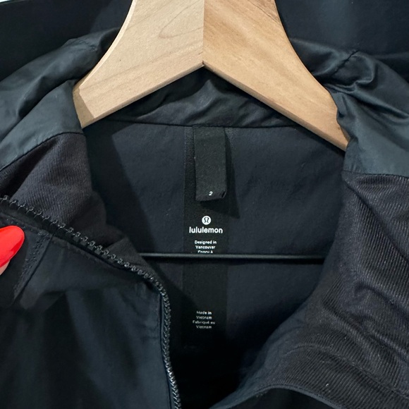 Lululemon peplum raincoat - Picture 4 of 5